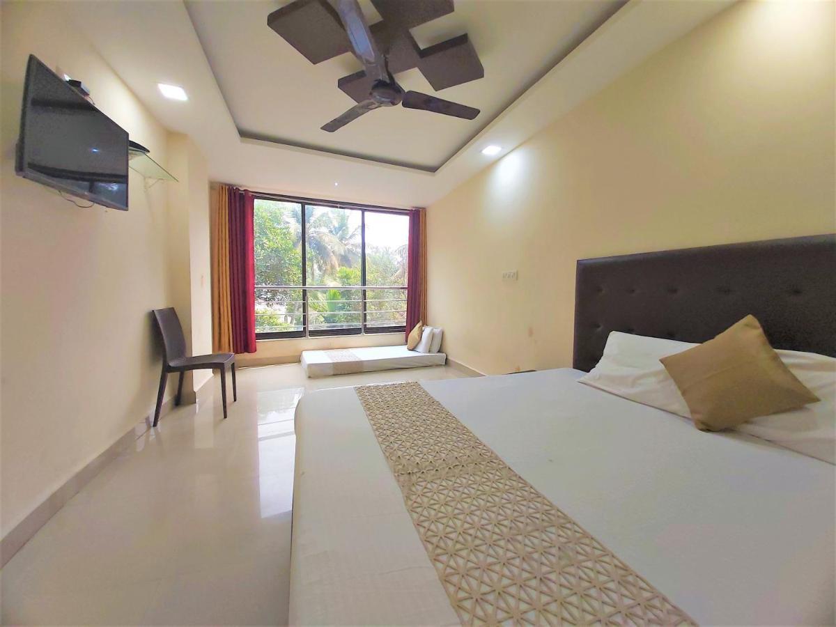 Swastic Hotel At Calangute Goa Exteriör bild