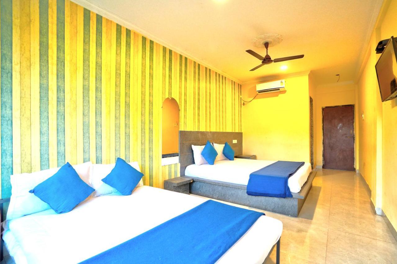 Swastic Hotel At Calangute Goa Exteriör bild